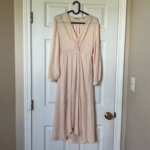 VINCE Nude Pink / Beige Liquid Long Sleeve knot Dress 0